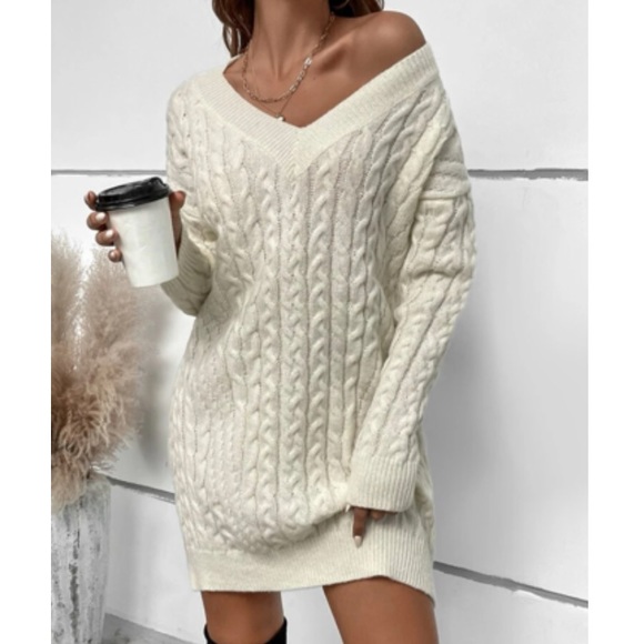 Cream v neck chunky knit sweater dress - Picture 5 of 6